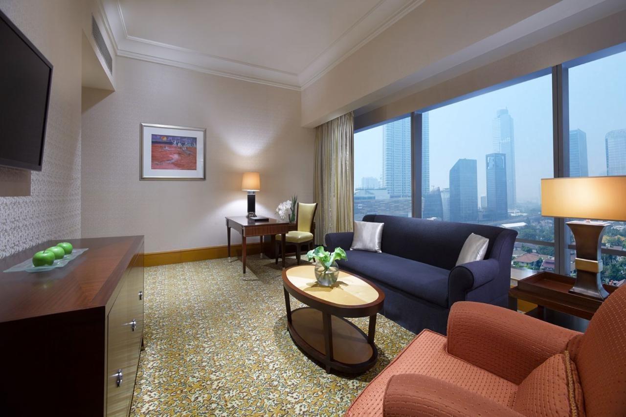 The Ritz-Carlton Jakarta, Mega Kuningan Hotel Екстериор снимка